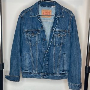 LEVI’S Denim Jacket